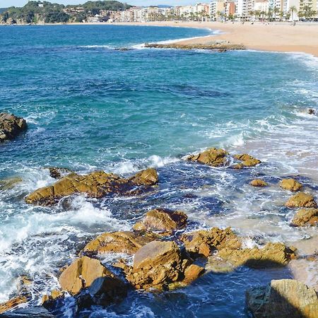 3 Bedroom Beautiful Apartment In Lloret De Mar Eksteriør bilde